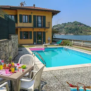 https://la-casa-sul-lago-diseo.it-lombardy.com